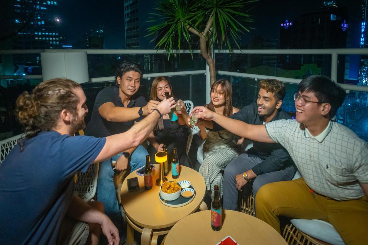 Abraham Manila - Located In Central Makati (Adults Only) Makati City Ngoại thất bức ảnh