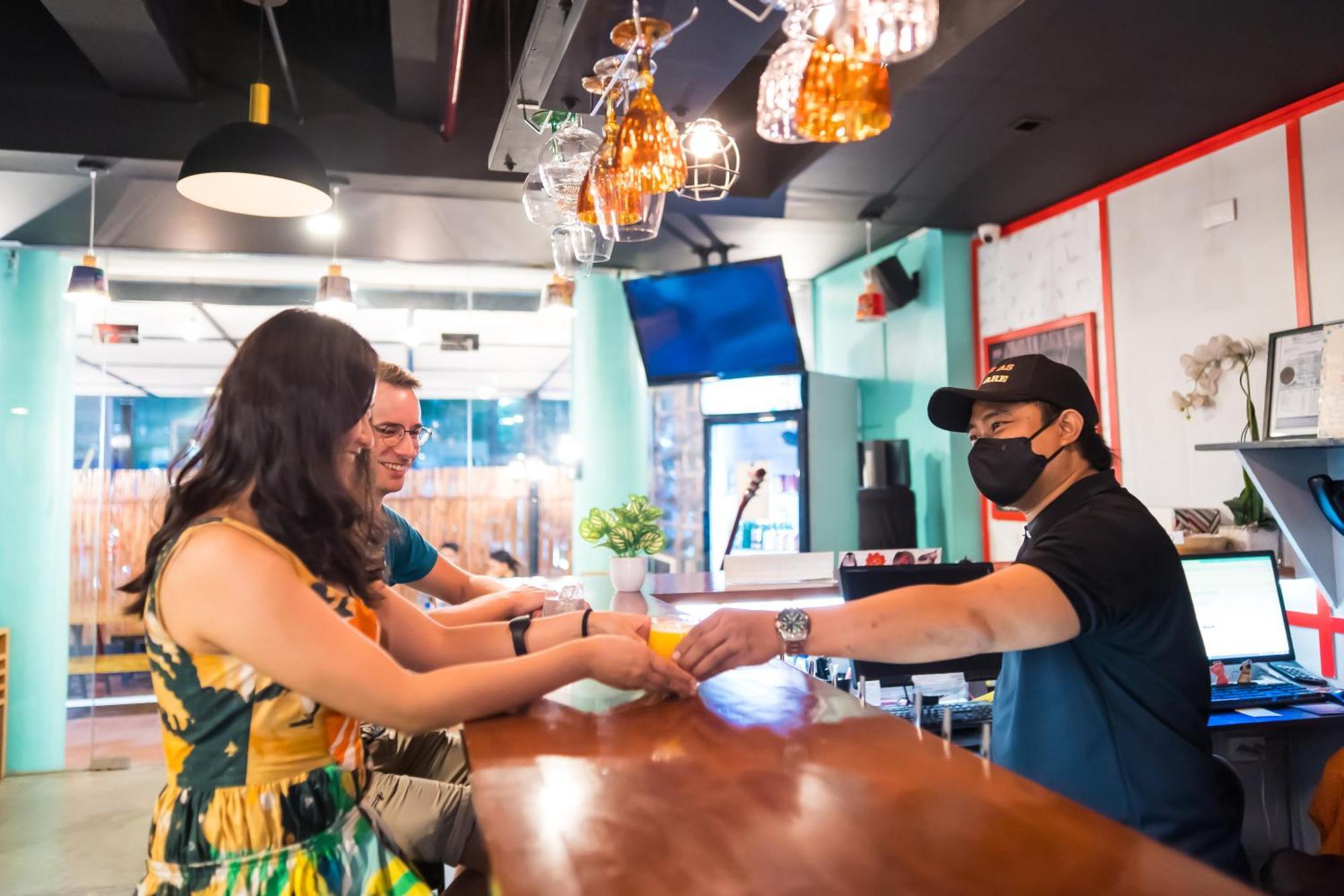 Abraham Manila - Located In Central Makati (Adults Only) Makati City Ngoại thất bức ảnh