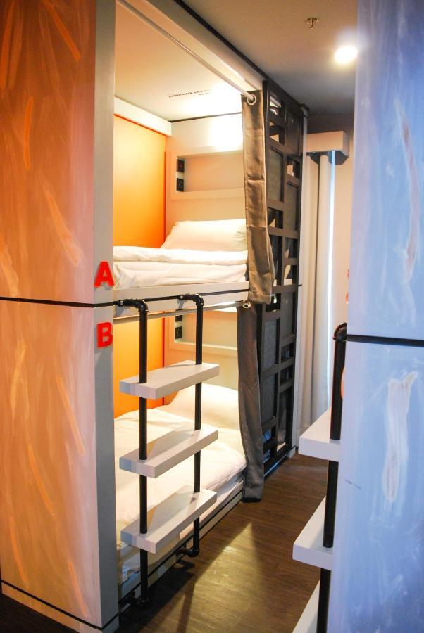 Abraham Manila - Located In Central Makati (Adults Only) Makati City Ngoại thất bức ảnh